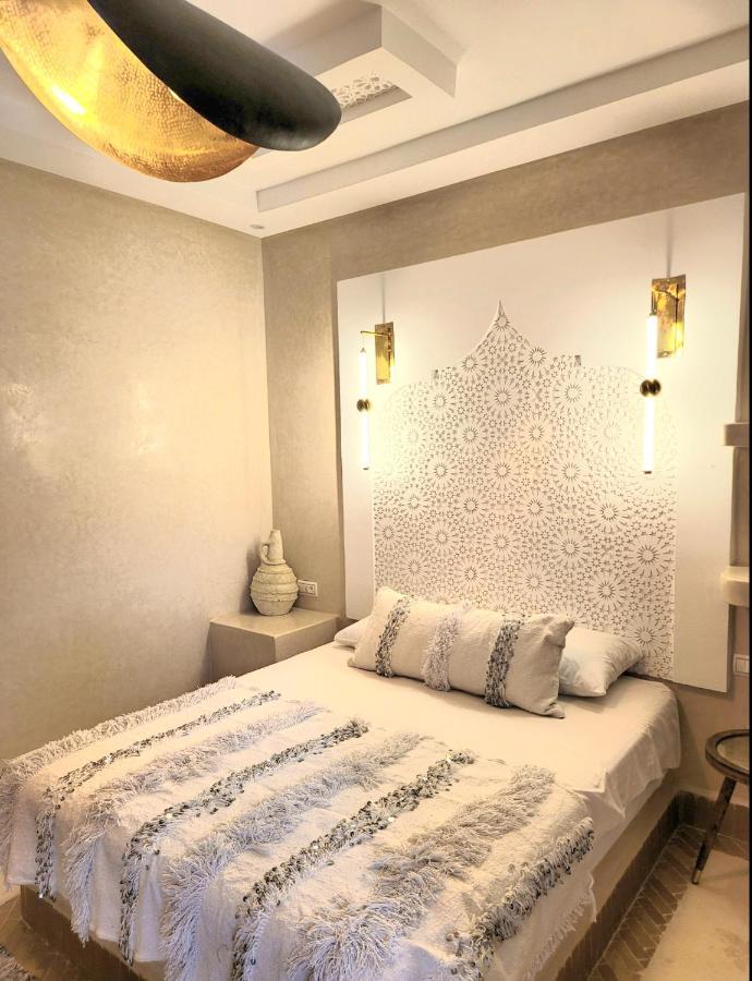 Riad Isahiac Avec Piscine En Exclusivite มาร์ราเกช ภายนอก รูปภาพ